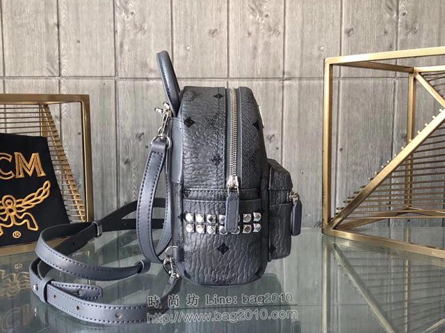 MCM雙肩背包 原單 超mini Stark經典女背包 側邊點綴鉚釘 MCM後背包 時尚迷人單品  mdmc1087